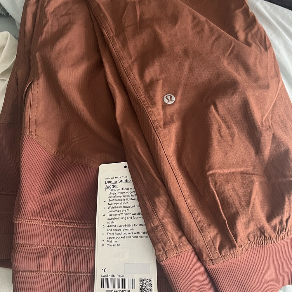 Lululemon Dance Joggers
